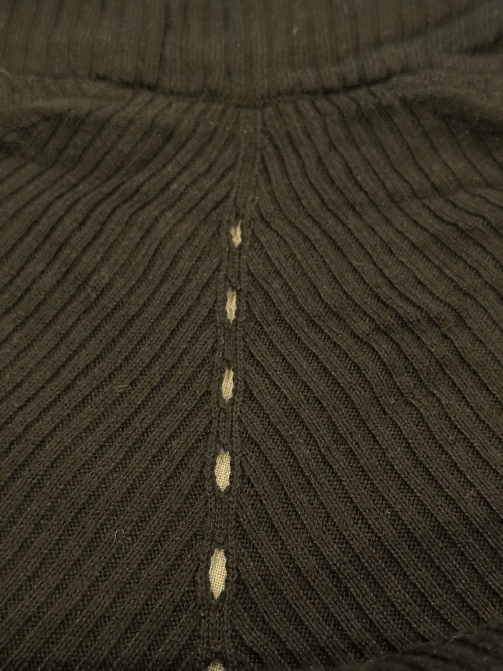 Lululemon Resolution Wrap
Black - Picture 11 of 15